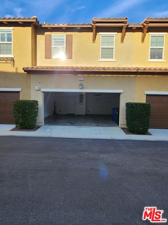 Building Photo - 28729 Jardineras Dr