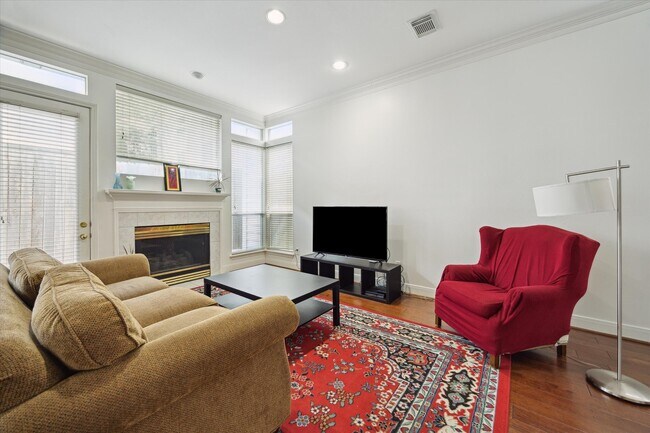 Building Photo - 1522 Castle Ct