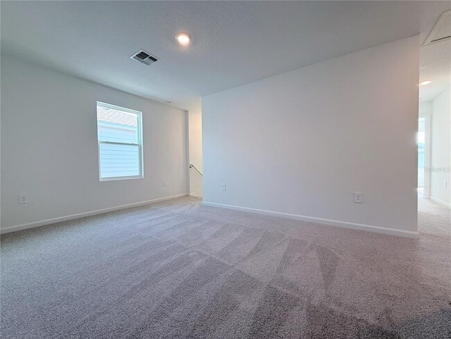 Building Photo - 2740 Lookout Rdg Rd