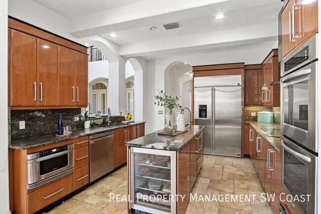 Building Photo - 1412 Hemingway Pl