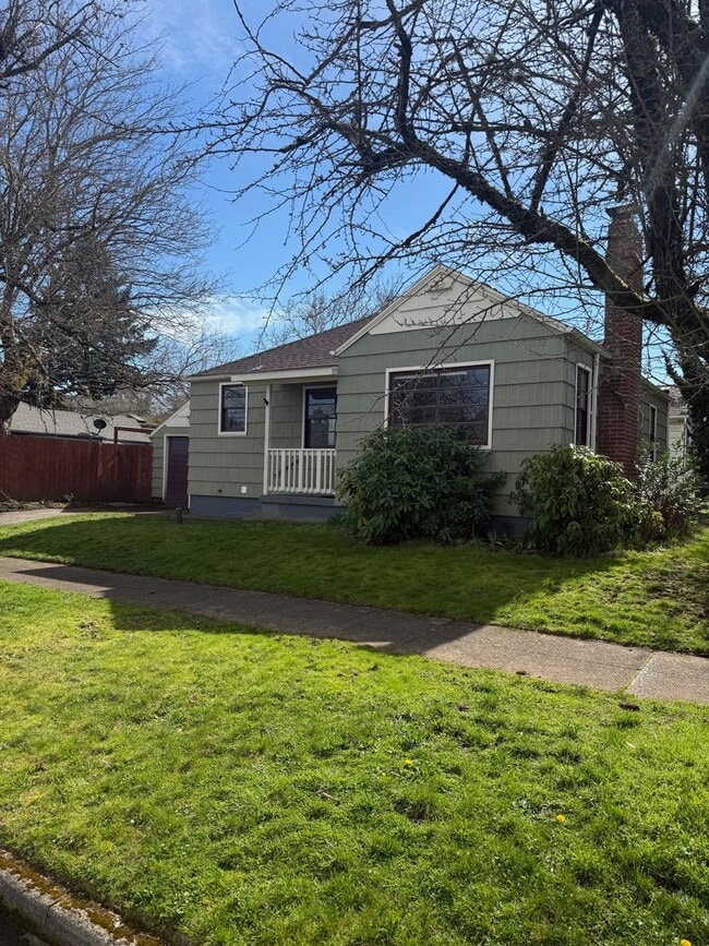 Building Photo - The Cozy Corner