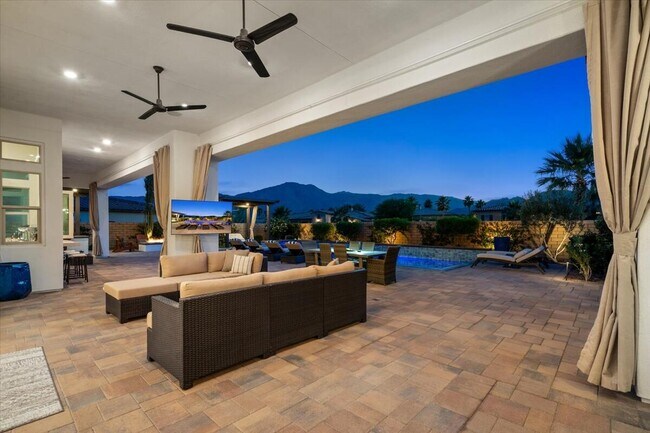 Building Photo - 54770 Cavalcade Ct