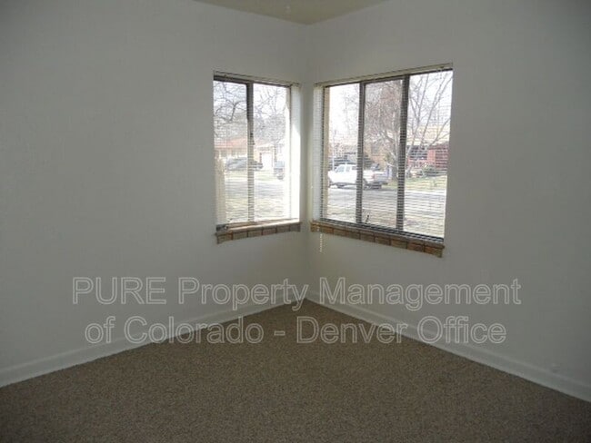 Building Photo - 750 S Canosa Ct