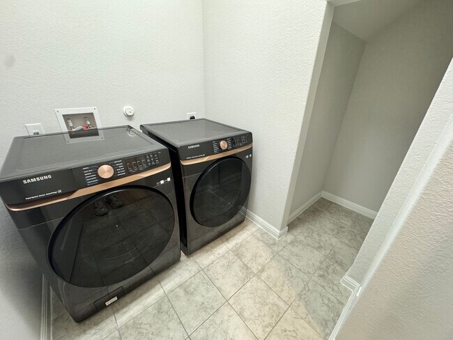 Building Photo - 13108 Chapala Wy