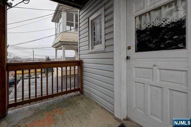 Building Photo - 58 Westervelt Ave