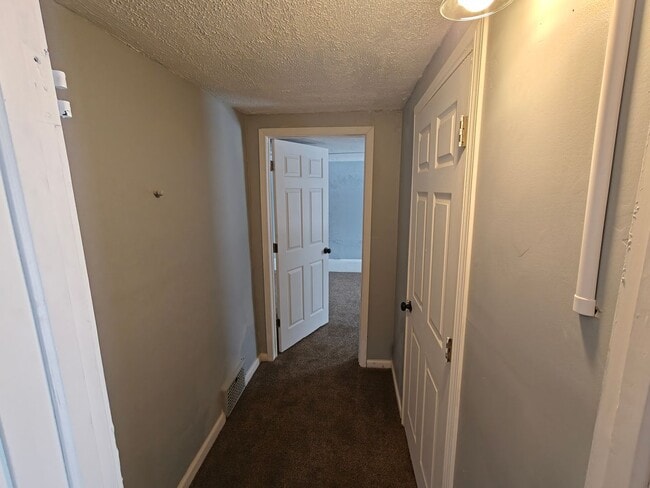 Building Photo - Newly Rehabbed 6-Bedroom, 3-Story Home with Off-Street Parking