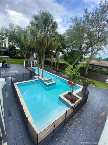 Building Photo - 8425 SW 58th St
