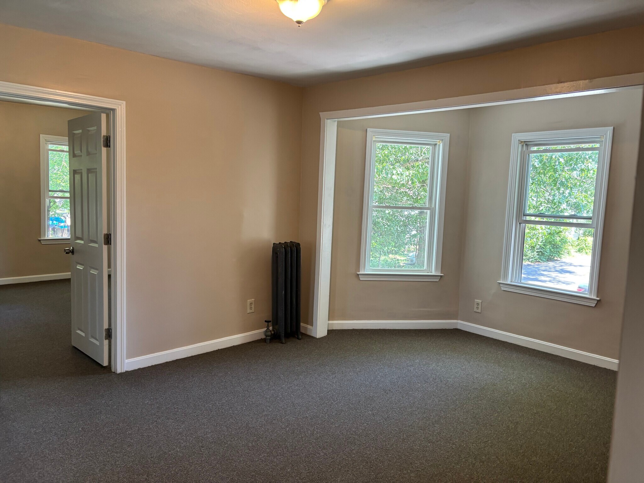 living room - 2 Parkin Ave