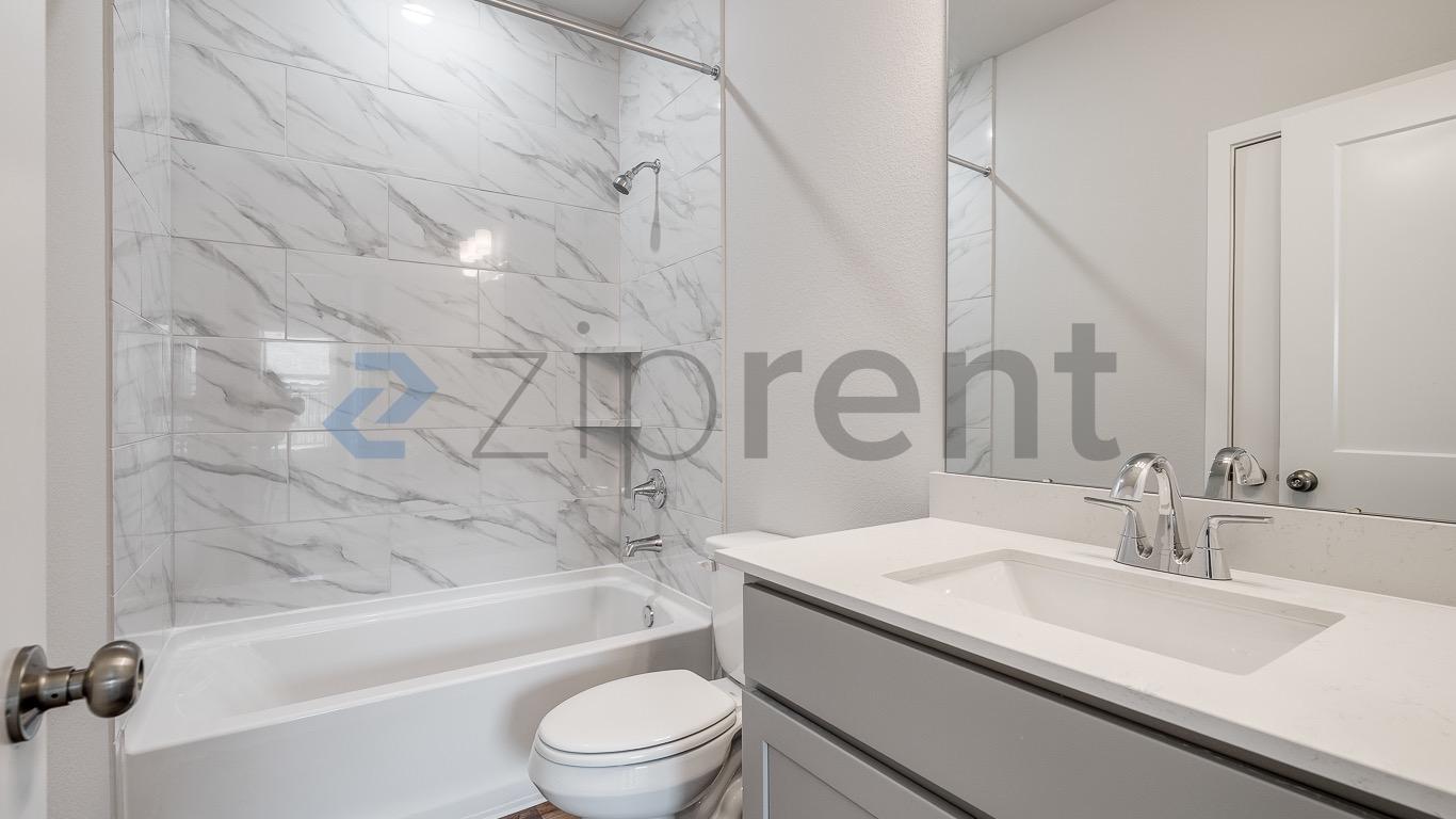 Building Photo - 27327 Blue Pool Dr