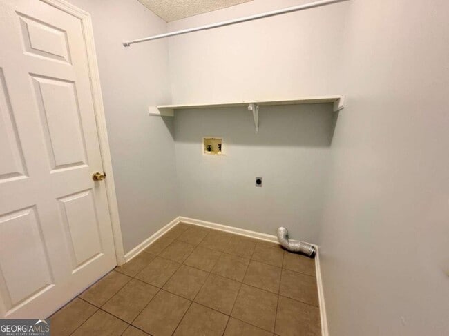 Building Photo - 601 McIntosh Dr