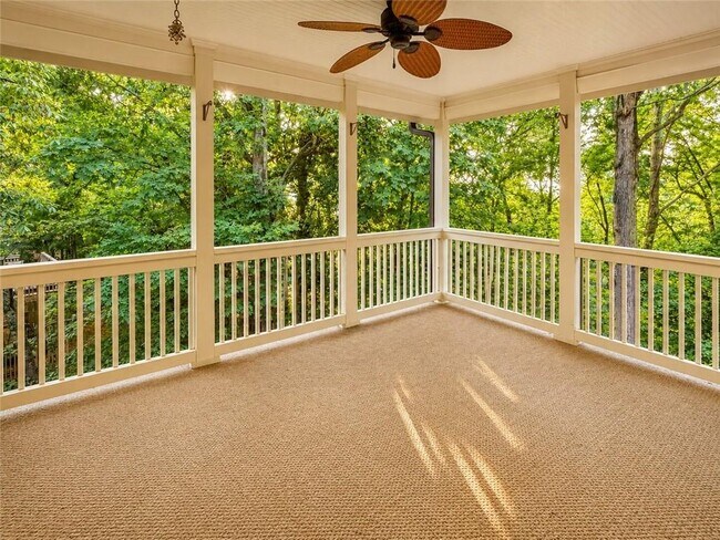 Building Photo - 1765 Noblin Summit Dr