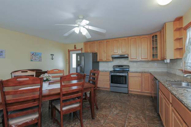 Building Photo - 100 Sheridan Square