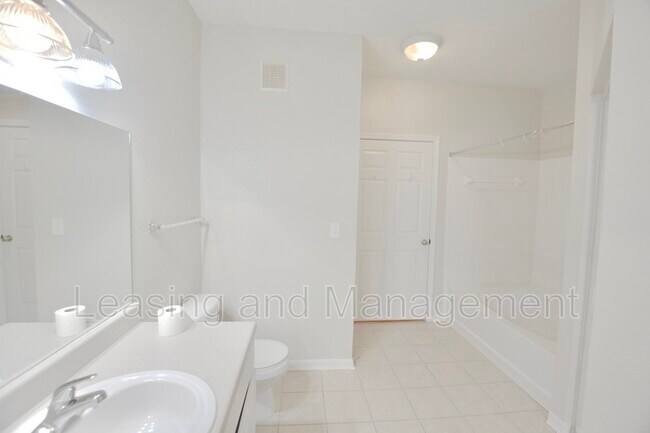 Building Photo - 60 Fenwick Hall Allee