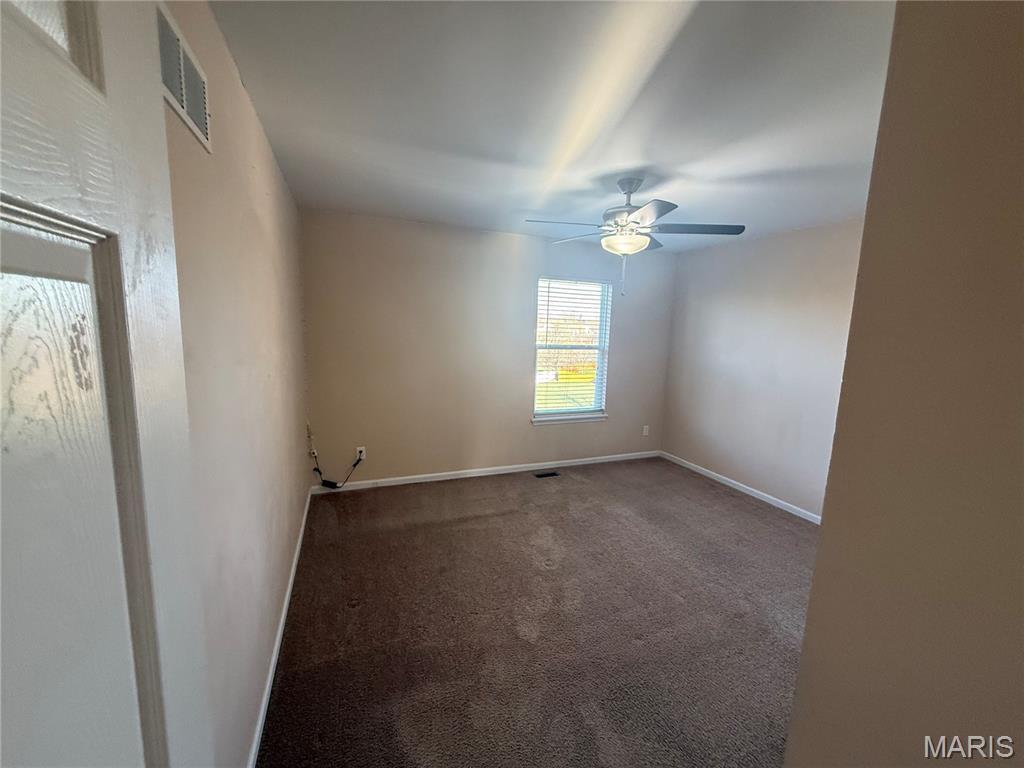 Building Photo - 733 Pecan Hill Dr