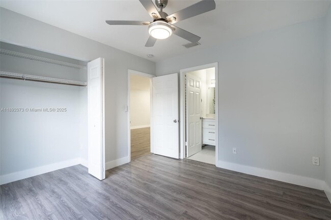 Building Photo - 6211 SW 116th Pl