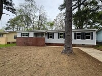 Building Photo - 742 Montclair Pl