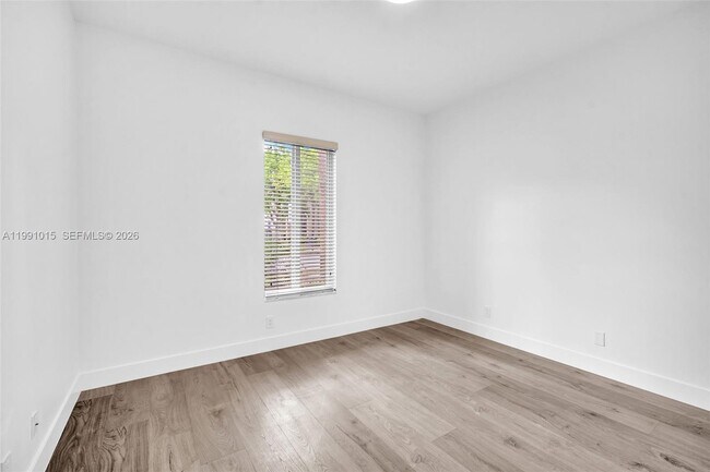 Building Photo - 19381 Stonebrook St