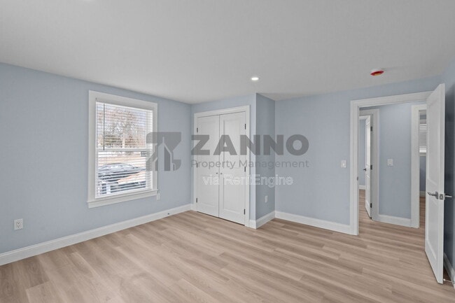 Building Photo - 24 Vernon Ave