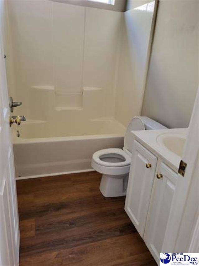 Building Photo - 737 Aster Dr