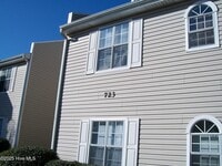Building Photo - 723 Bragg Dr