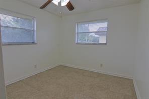 Building Photo - 6636 SW 41st St