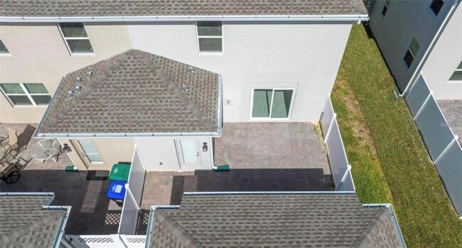 Building Photo - 13890 Title Wy