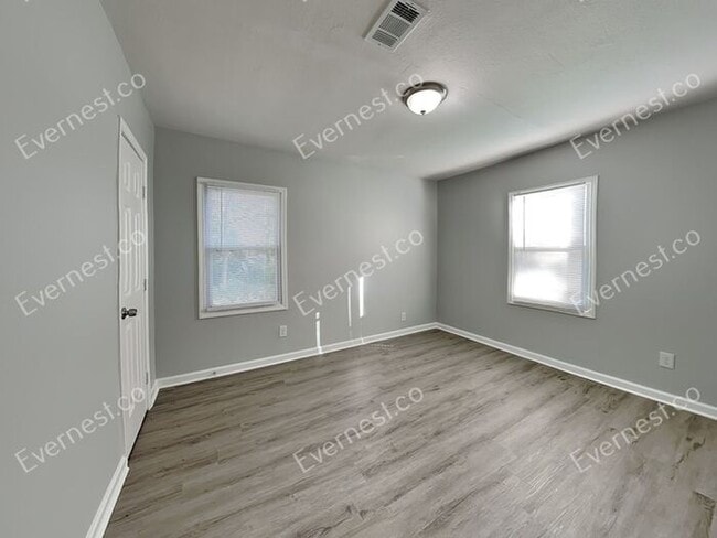 Building Photo - 1268 Byewood Ln SW