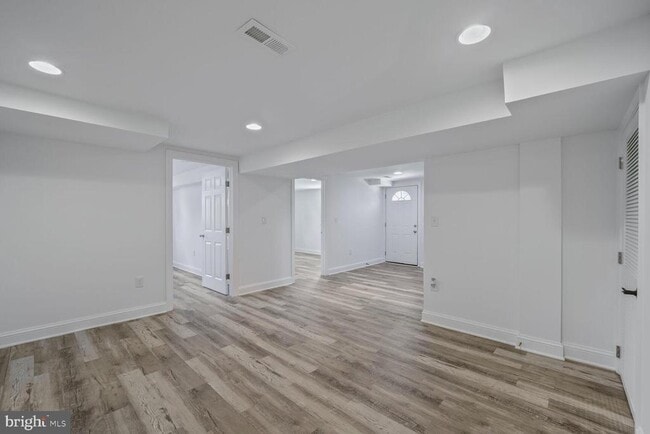 Building Photo - 10213 Duvawn Pl