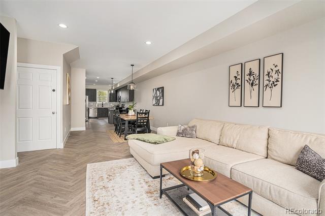 Building Photo - 1074 Knox Ct