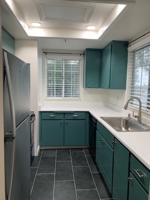 Building Photo - 325 Blanchard Ln