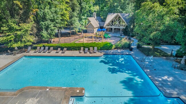 Building Photo - 1940 Bentbrooke Trail