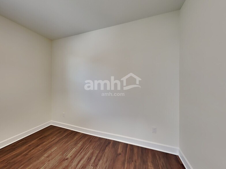 Building Photo - 33817 Widman Way