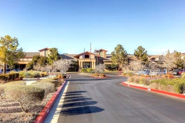 Building Photo - 2611 Savannah Springs Ave