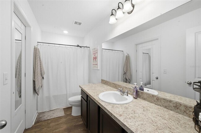 Building Photo - 831 Sunlit Coral St