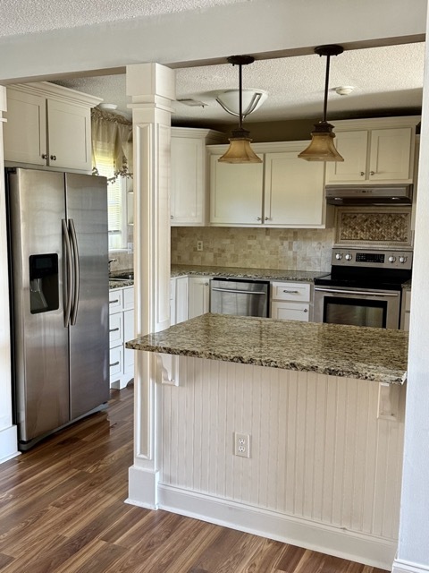 Looking into kitchen - 101 Williams Dr