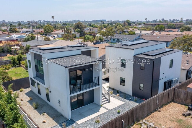Building Photo - 6644 Rockglen Ave