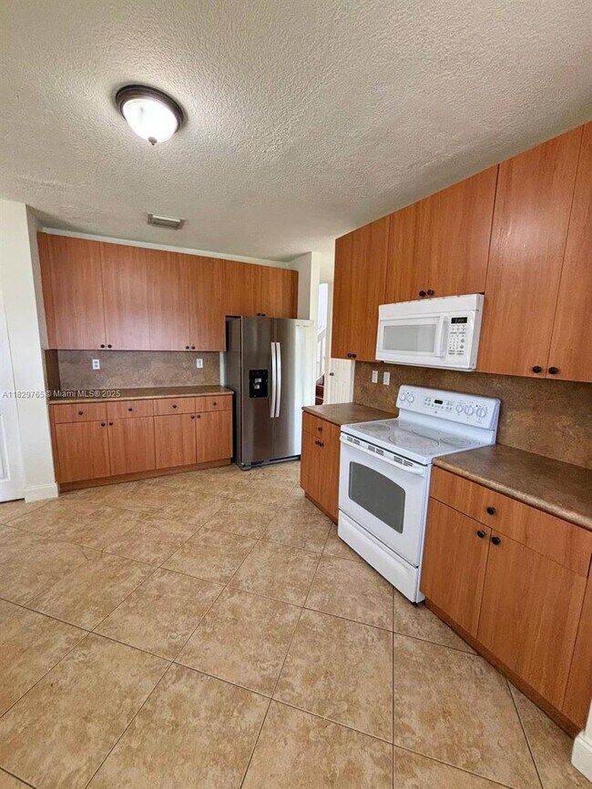 Building Photo - 9032 SW 208th Terrace