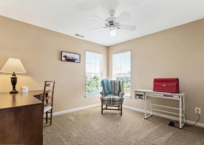 Building Photo - 25443 Kinsale Pl