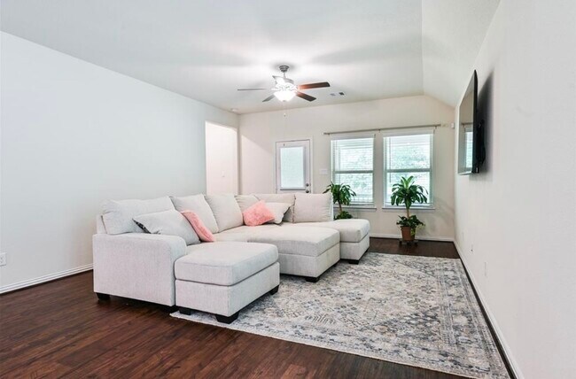 Building Photo - 4639 Sequoia Echo Dr