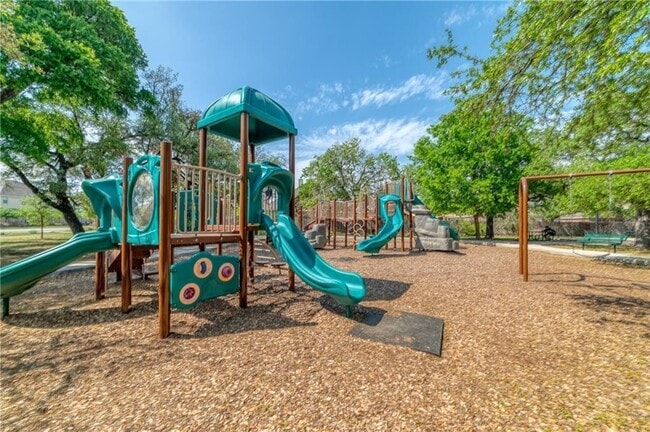 Building Photo - 2013 Pitkin Dr