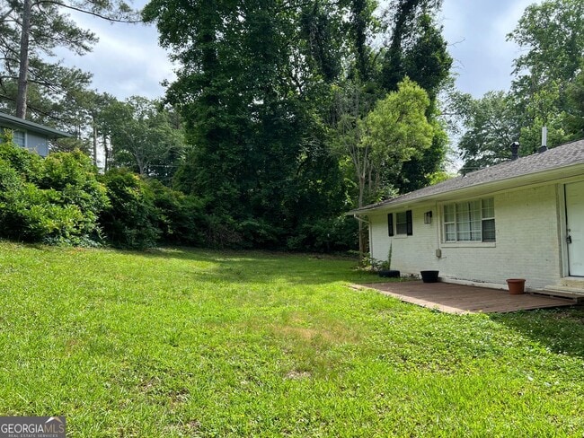 Building Photo - 2756 Plantation Dr