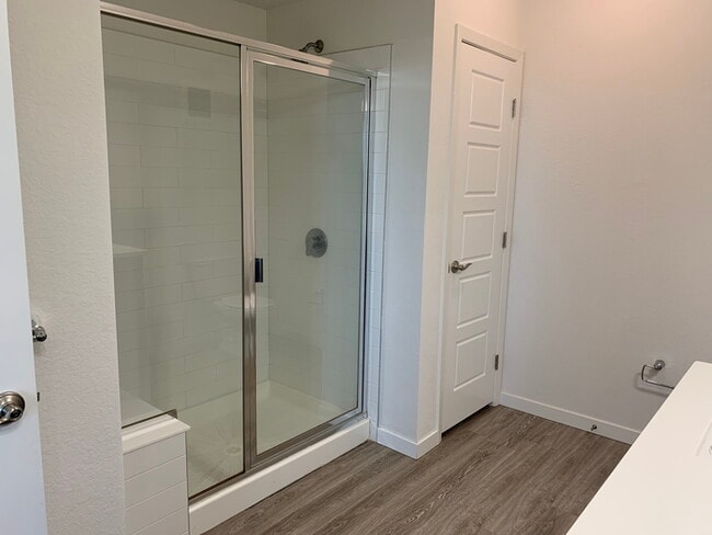 Building Photo - Gorgeous 2 beds 2 baths in Parker!
