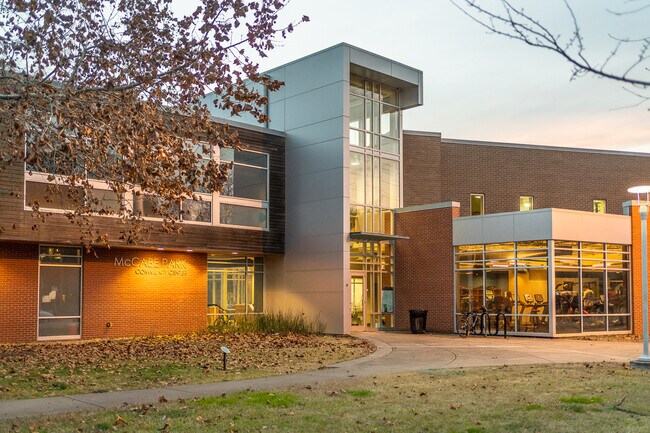 Building Photo - 414 Normandy Cir