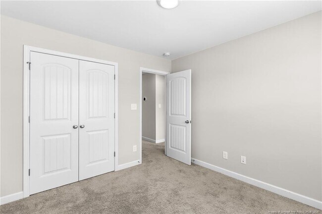 Building Photo - 1319 Water Leaf Dr