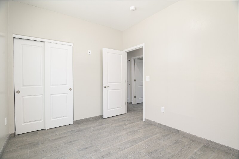 Building Photo - 1222 N 13th Ave