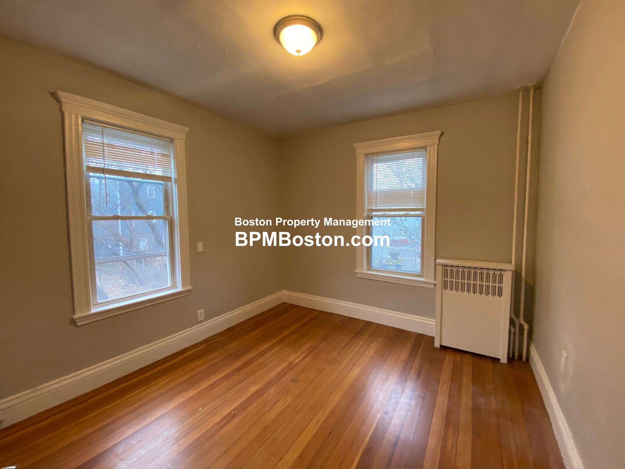 Building Photo - 39 Harwood St
