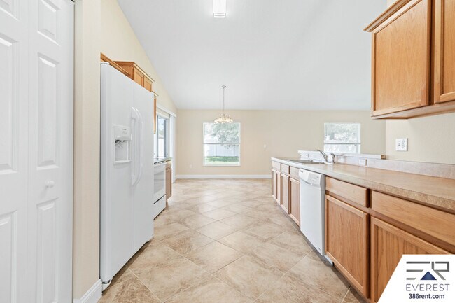 Building Photo - 9 Sea Beacon Pl