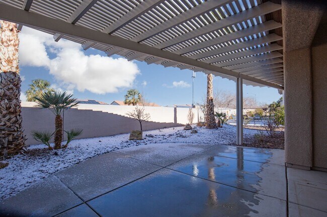Building Photo - Beautiful Home With Casita in Sun City Anthem