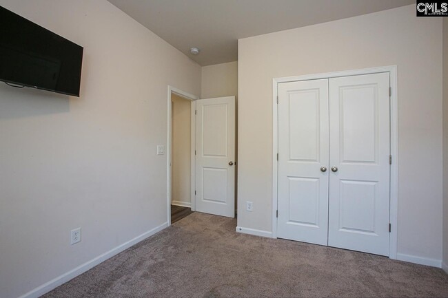 Building Photo - 240 Burbage Ct