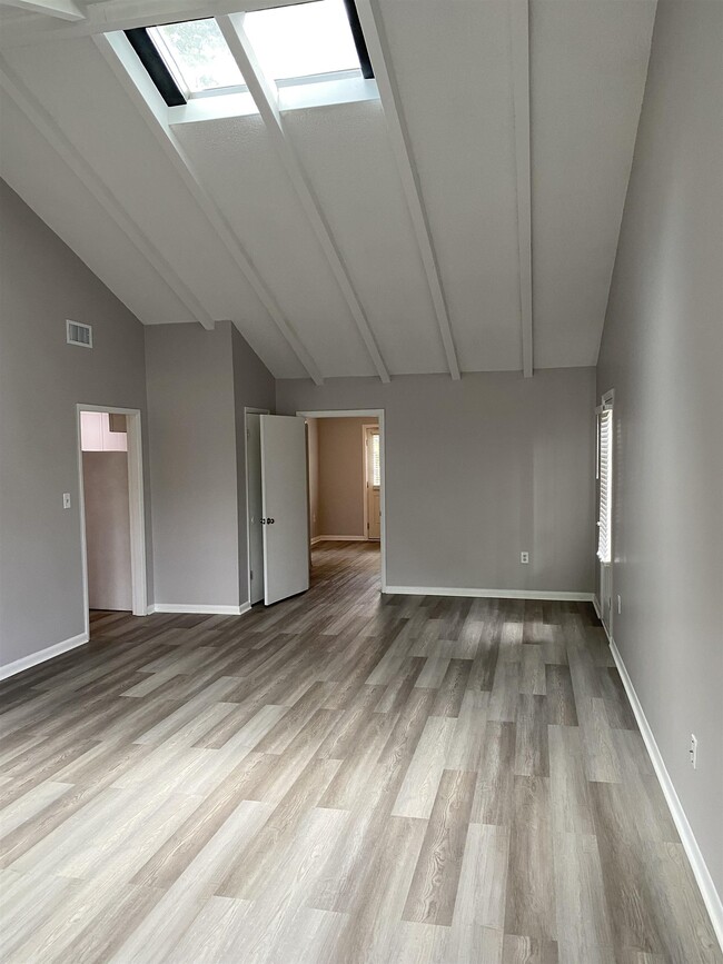 Building Photo - 2464 A1A S